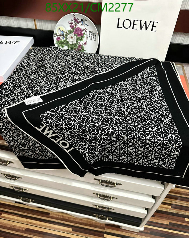 Loewe-Scarf Code: CM2277 $: 85USD