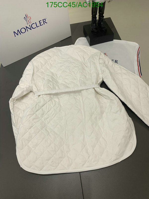 Moncler-Down jacket Women Code: AC1954 $: 175USD