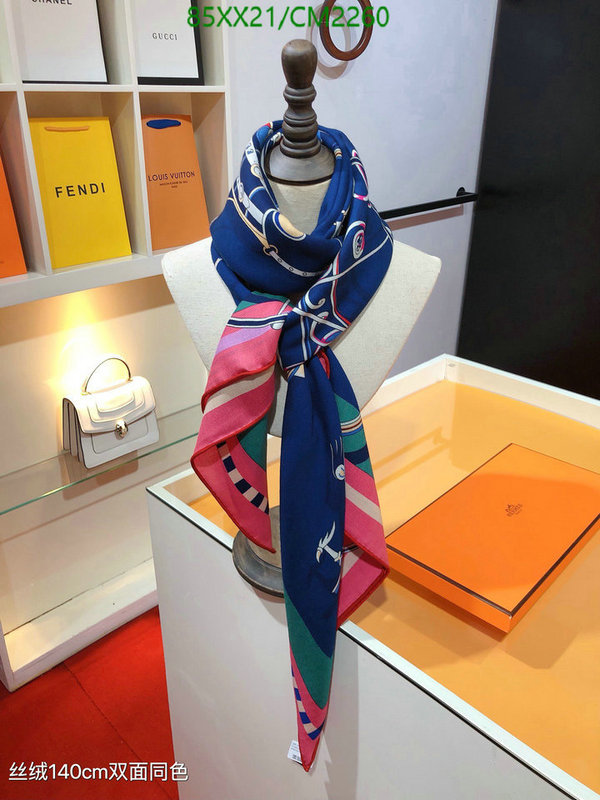 Hermes-Scarf Code: CM2260 $: 85USD