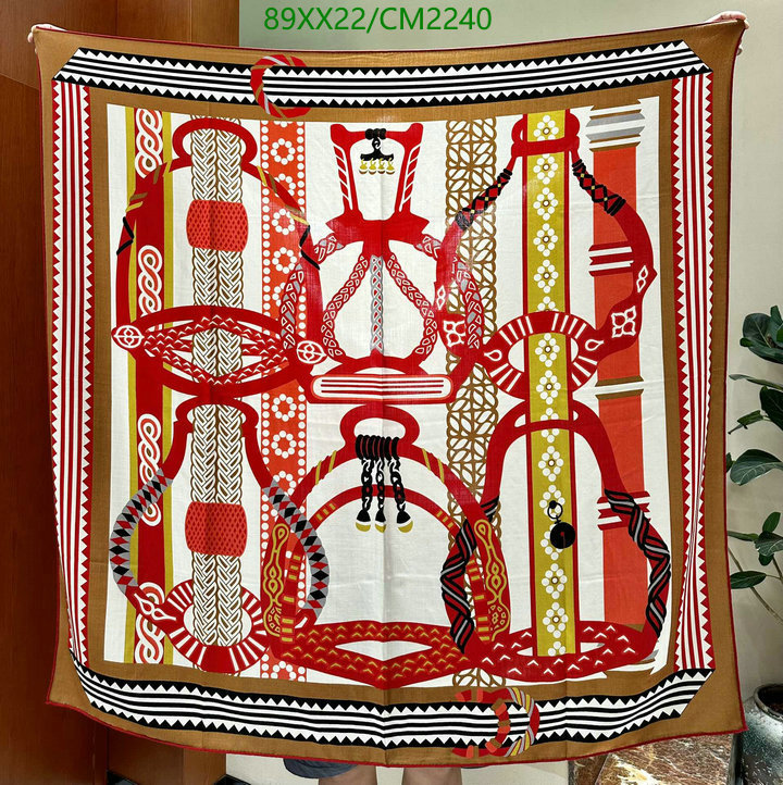 Hermes-Scarf Code: CM2240 $: 89USD