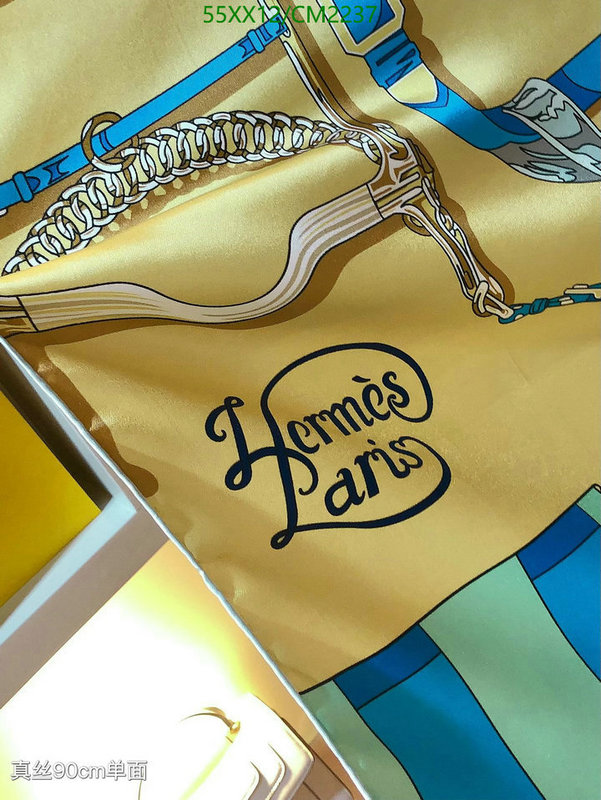 Hermes-Scarf Code: CM2237 $: 55USD