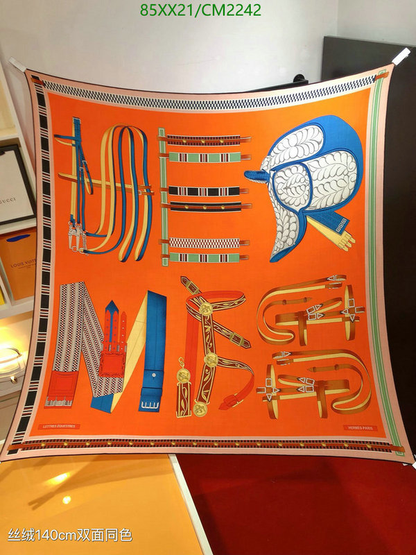 Hermes-Scarf Code: CM2242 $: 85USD