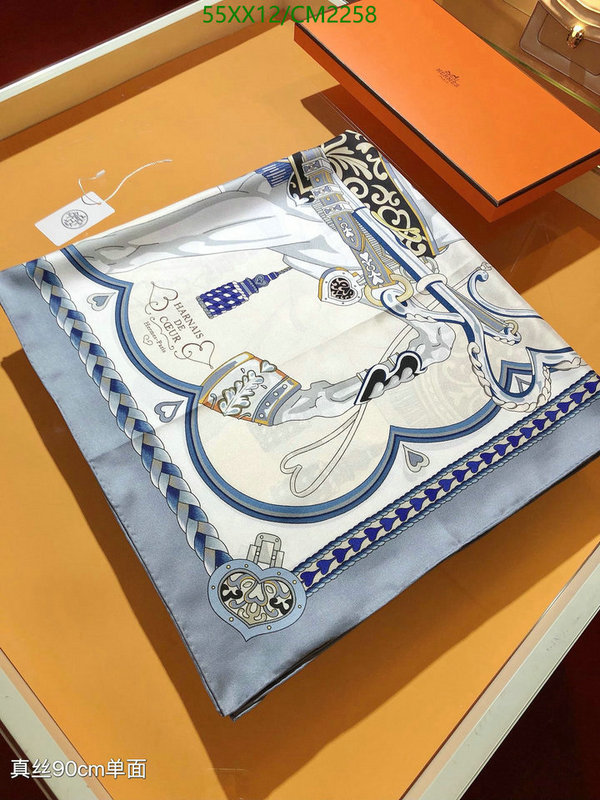 Hermes-Scarf Code: CM2258 $: 55USD