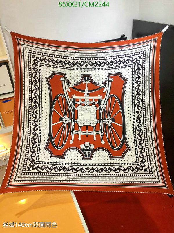 Hermes-Scarf Code: CM2244 $: 85USD