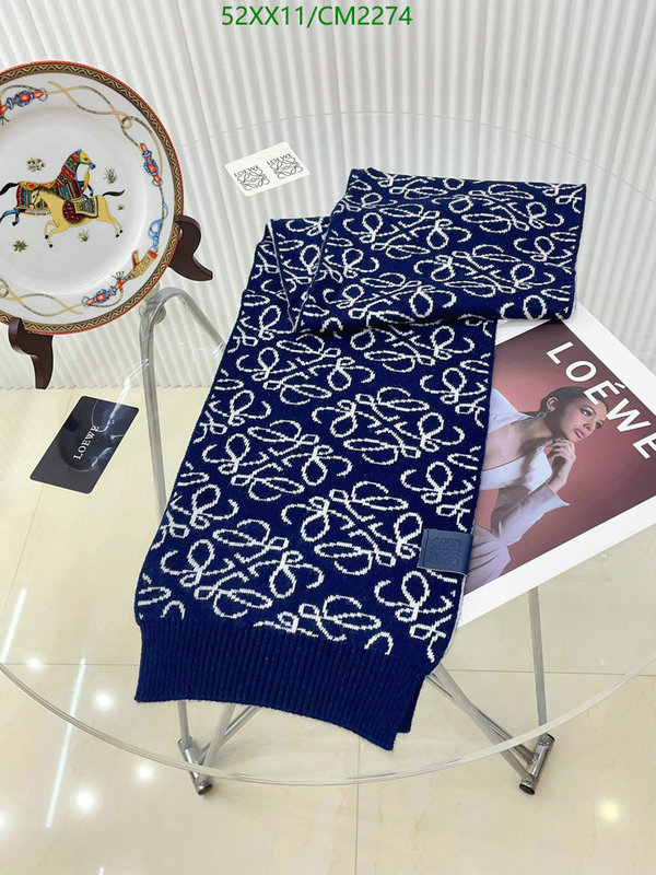 Loewe-Scarf Code: CM2274 $: 52USD