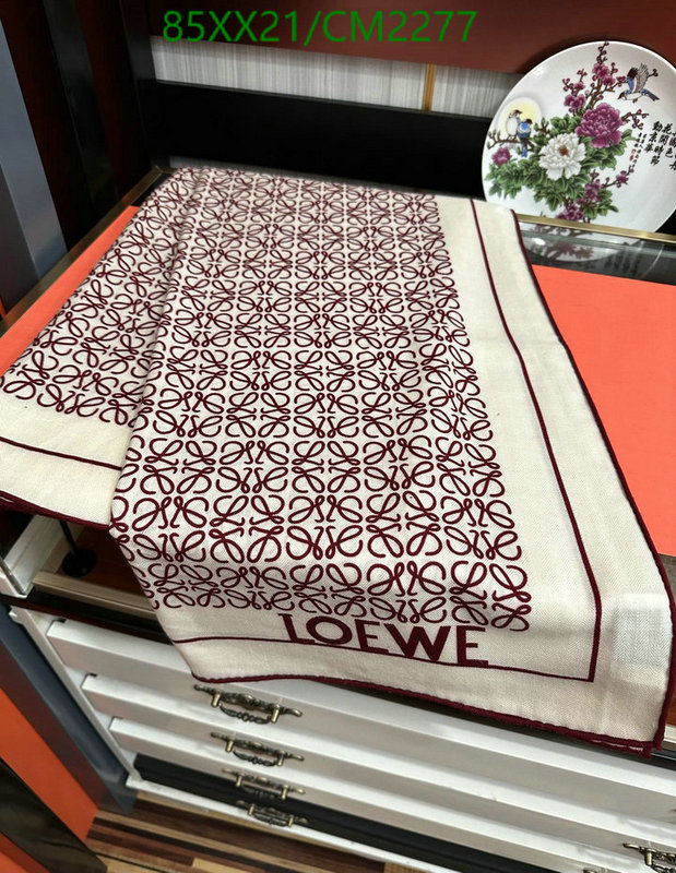 Loewe-Scarf Code: CM2277 $: 85USD