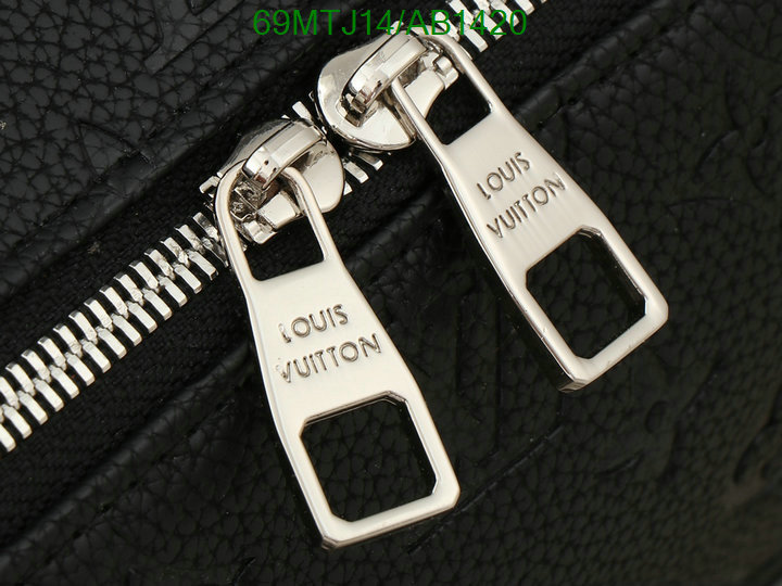 LV-Bag-4A Quality Code: AB1420 $: 69USD