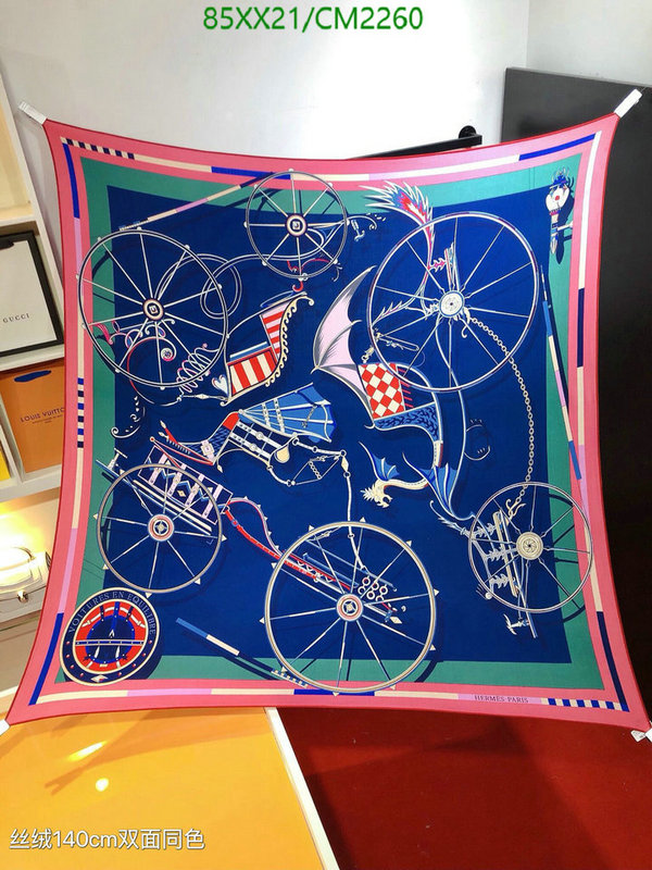 Hermes-Scarf Code: CM2260 $: 85USD