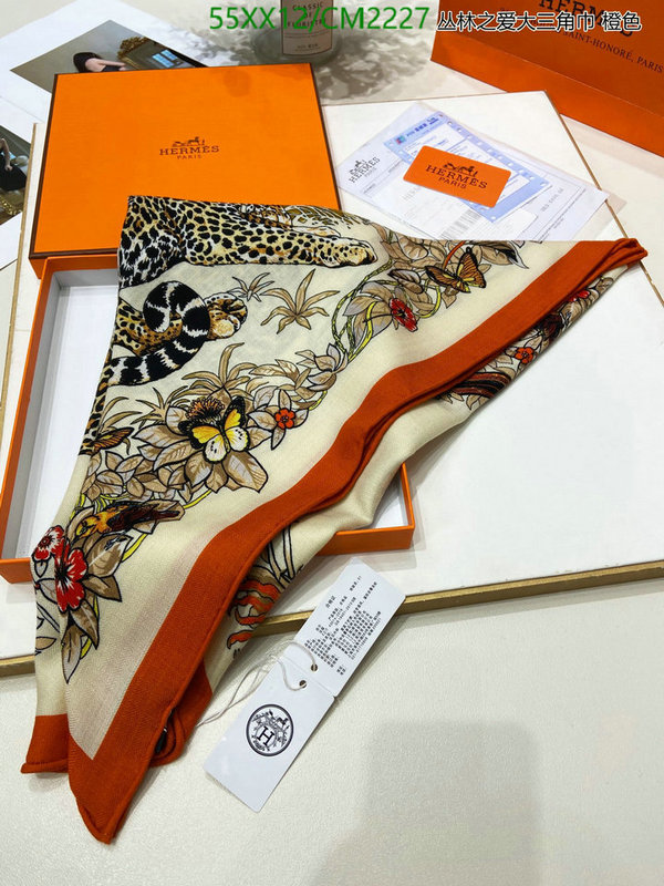 Hermes-Scarf Code: CM2227 $: 55USD