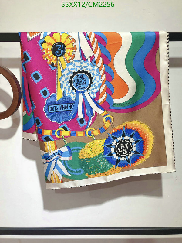 Hermes-Scarf Code: CM2256 $: 55USD