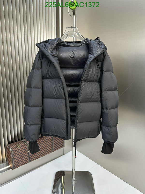 Moncler-Down jacket Men Code: AC1372 $: 225USD