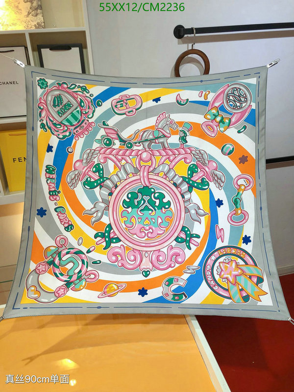 Hermes-Scarf Code: CM2236 $: 55USD