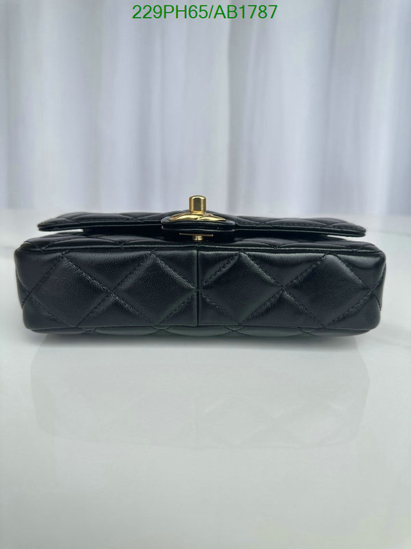 Chanel-Bag-Mirror Quality Code: AB1787 $: 229USD