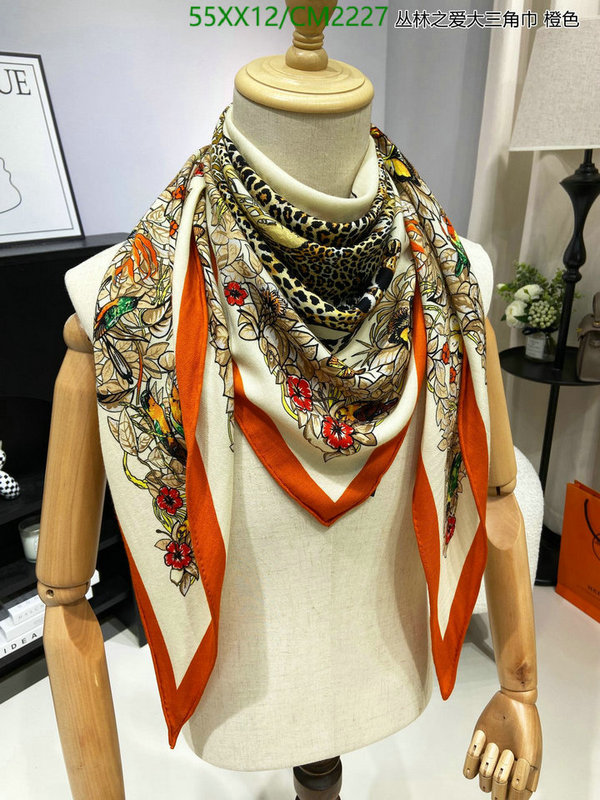 Hermes-Scarf Code: CM2227 $: 55USD