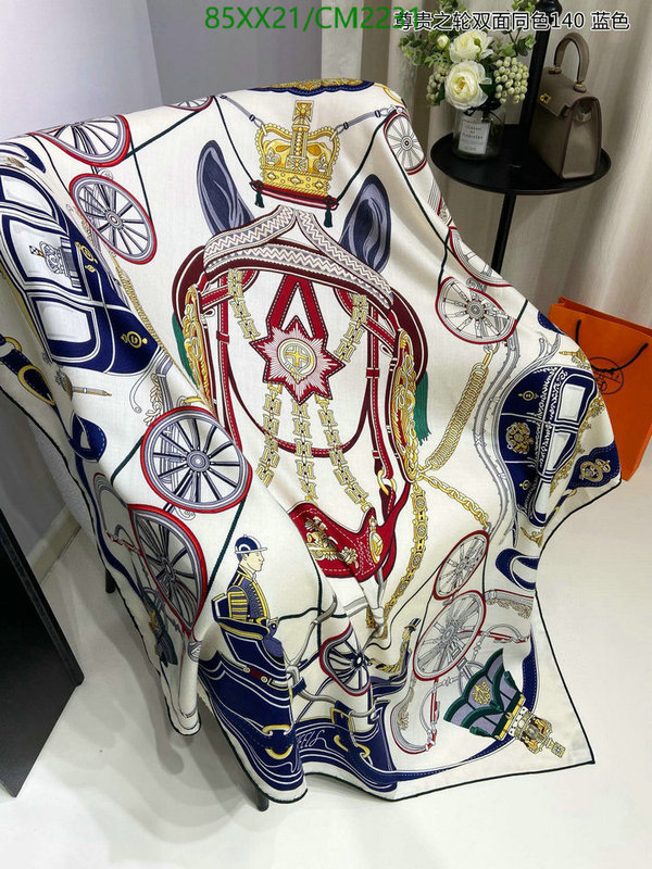 Hermes-Scarf Code: CM2231 $: 85USD