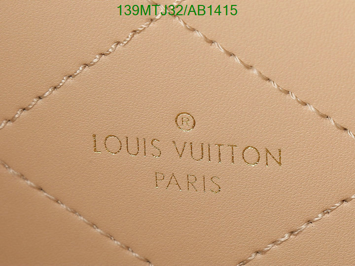 LV-Bag-4A Quality Code: AB1415 $: 139USD