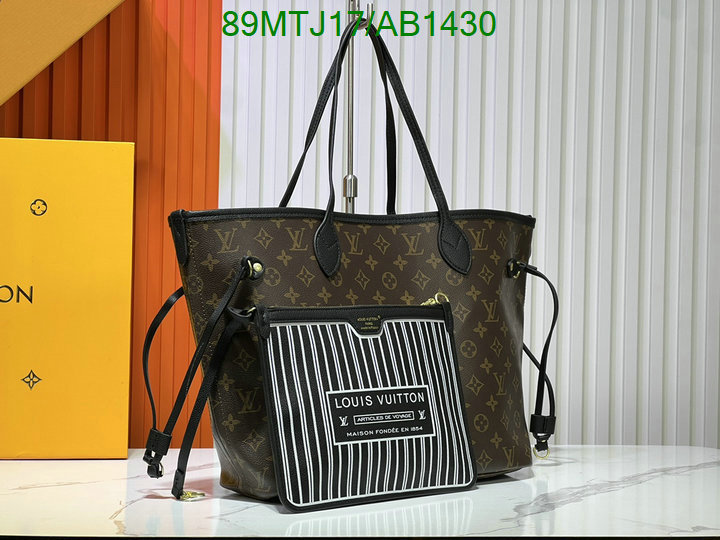 LV-Bag-4A Quality Code: AB1430 $: 89USD