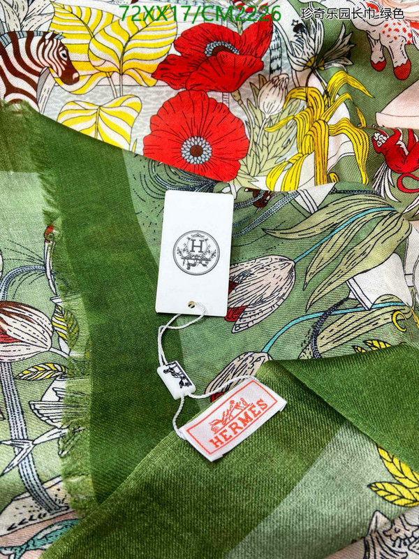 Hermes-Scarf Code: CM2226 $: 72USD