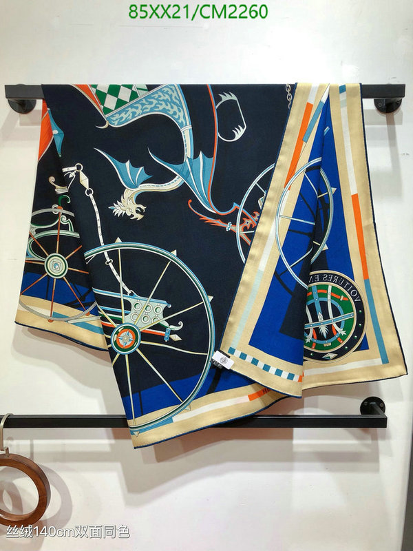 Hermes-Scarf Code: CM2260 $: 85USD