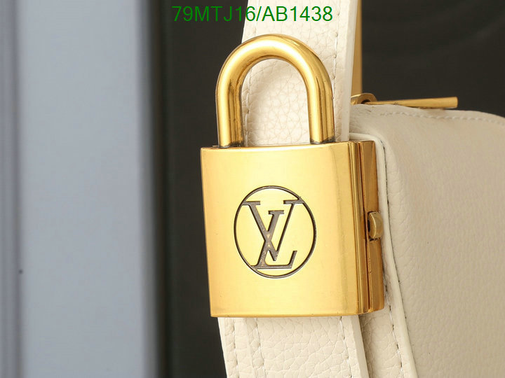 LV-Bag-4A Quality Code: AB1438 $: 79USD