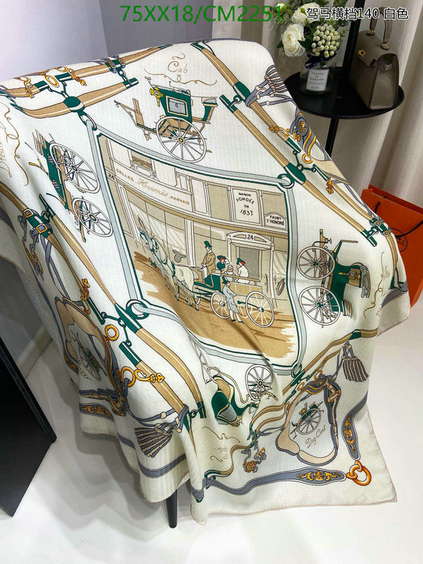 Hermes-Scarf Code: CM2251 $: 75USD