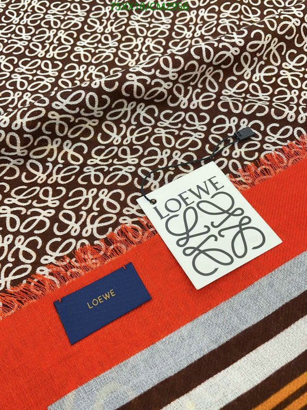 Loewe-Scarf Code: CM2956 $: 75USD