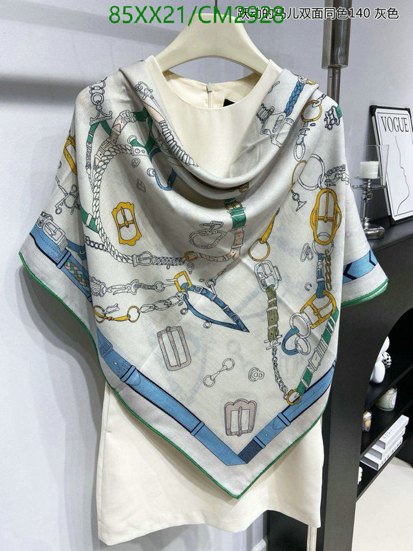 Hermes-Scarf Code: CM2928 $: 85USD