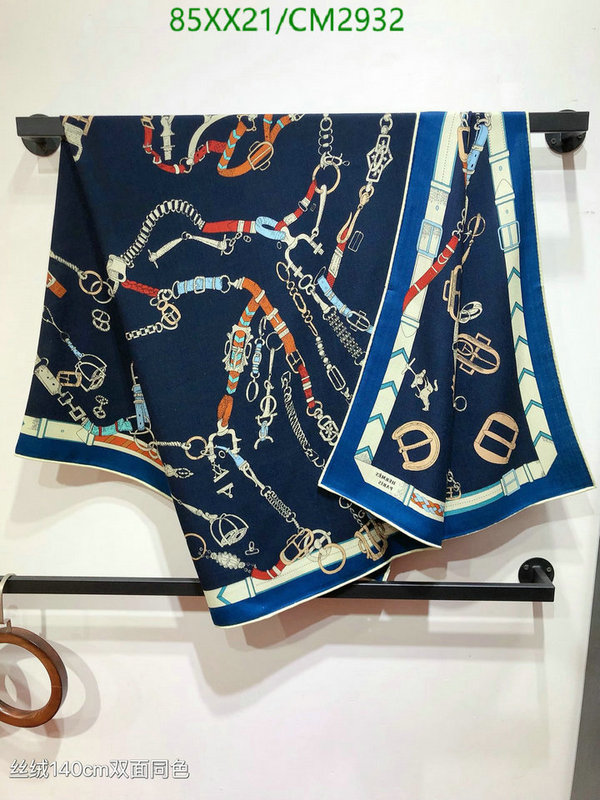 Hermes-Scarf Code: CM2932 $: 85USD