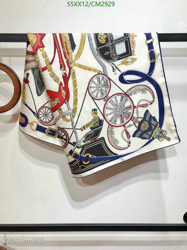 Hermes-Scarf Code: CM2929 $: 55USD