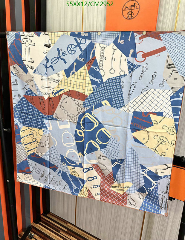 Hermes-Scarf Code: CM2952 $: 55USD