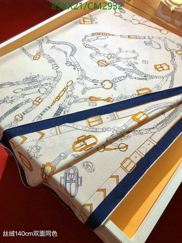 Hermes-Scarf Code: CM2932 $: 85USD