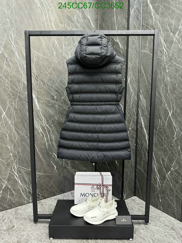 Moncler-Down jacket Women Code: CC3652 $: 245USD