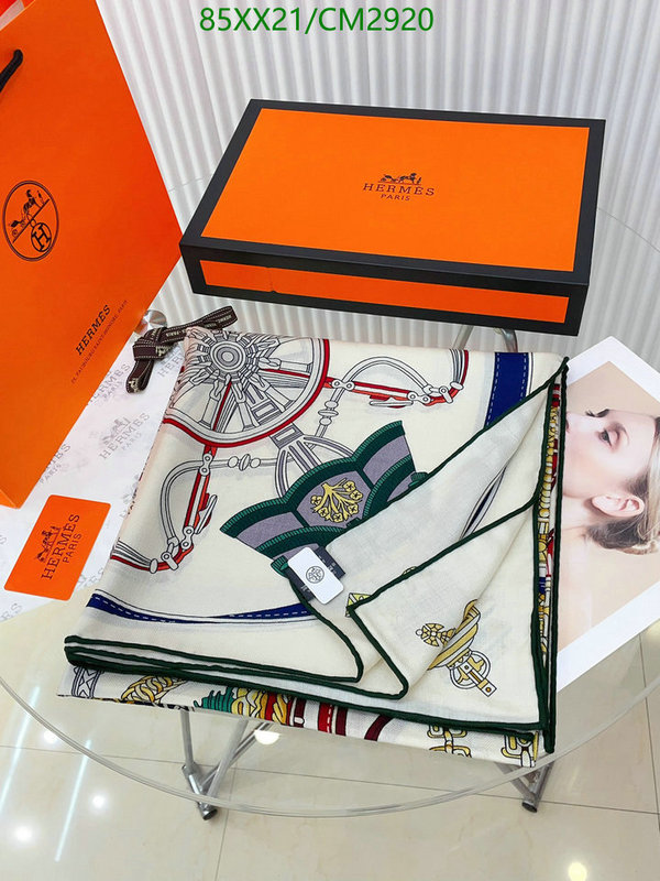 Hermes-Scarf Code: CM2920 $: 85USD