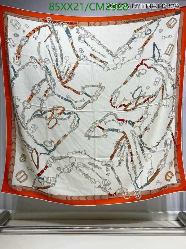 Hermes-Scarf Code: CM2928 $: 85USD