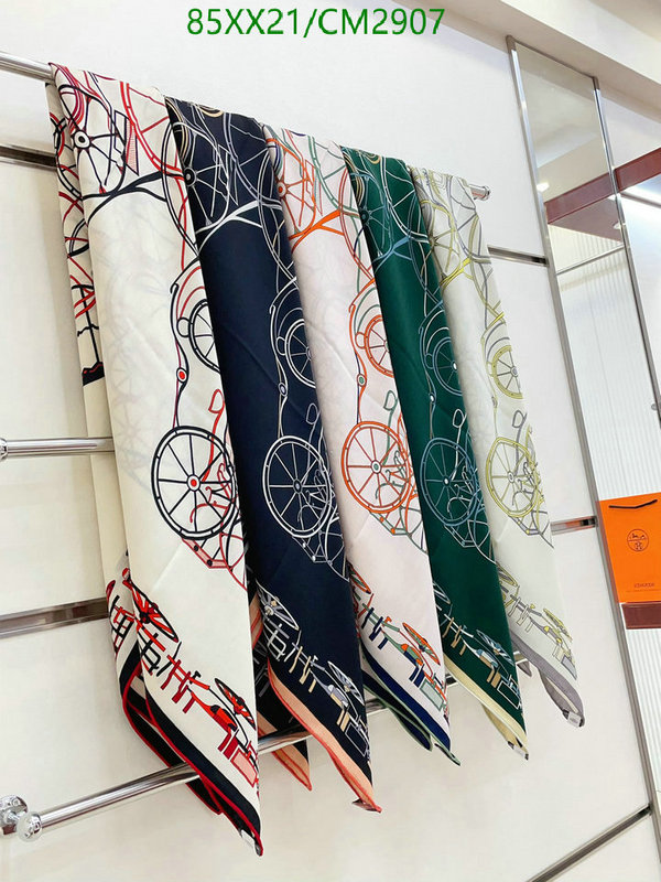 Hermes-Scarf Code: CM2907 $: 85USD