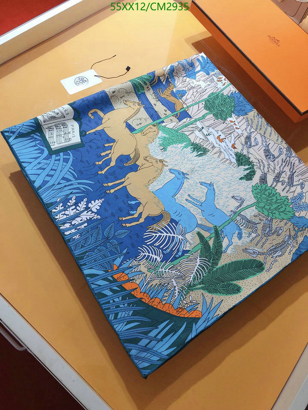 Hermes-Scarf Code: CM2935 $: 55USD