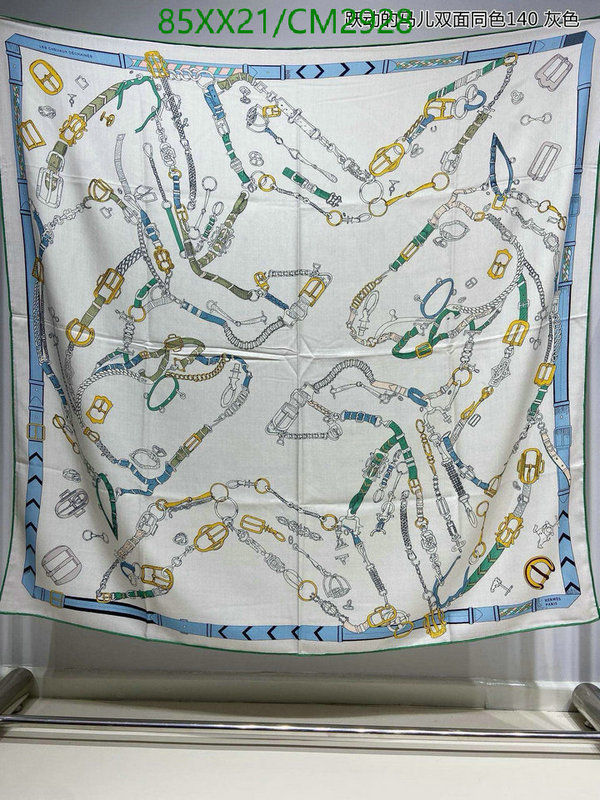 Hermes-Scarf Code: CM2928 $: 85USD