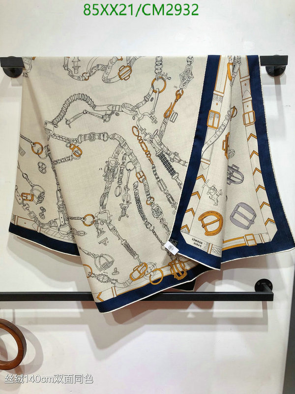 Hermes-Scarf Code: CM2932 $: 85USD