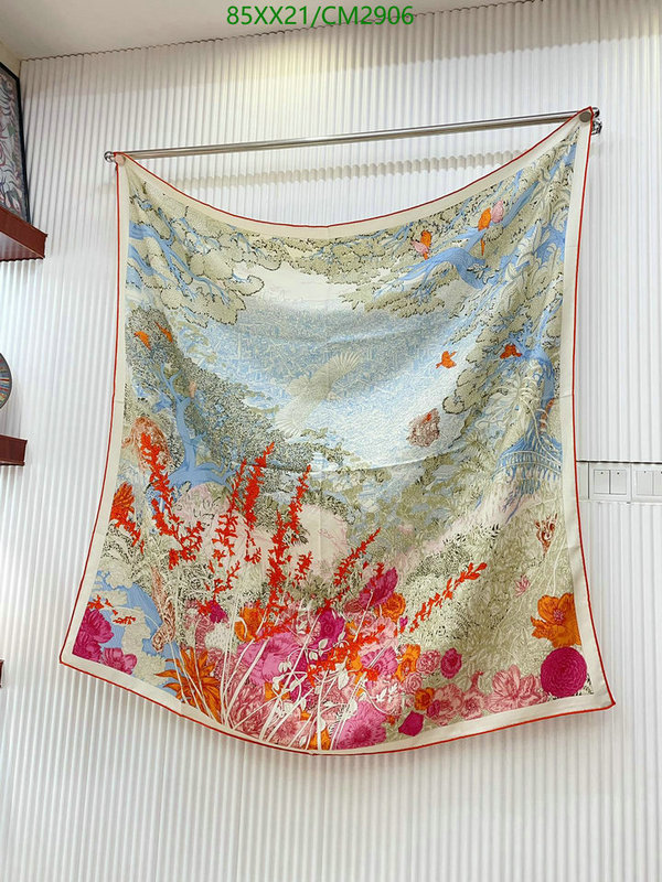 Hermes-Scarf Code: CM2906 $: 85USD