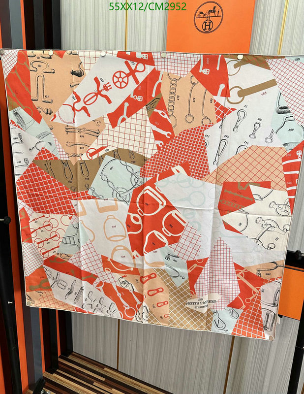 Hermes-Scarf Code: CM2952 $: 55USD