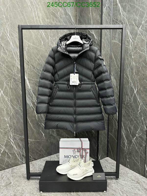 Moncler-Down jacket Women Code: CC3652 $: 245USD