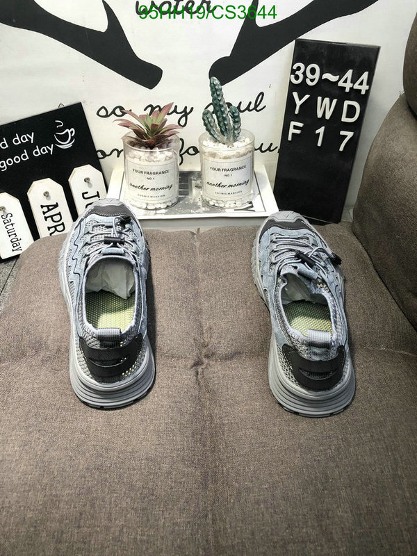 Ecco-Men shoes Code: CS3644 $: 95USD