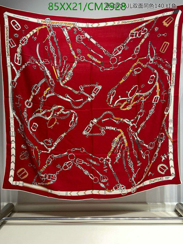 Hermes-Scarf Code: CM2928 $: 85USD