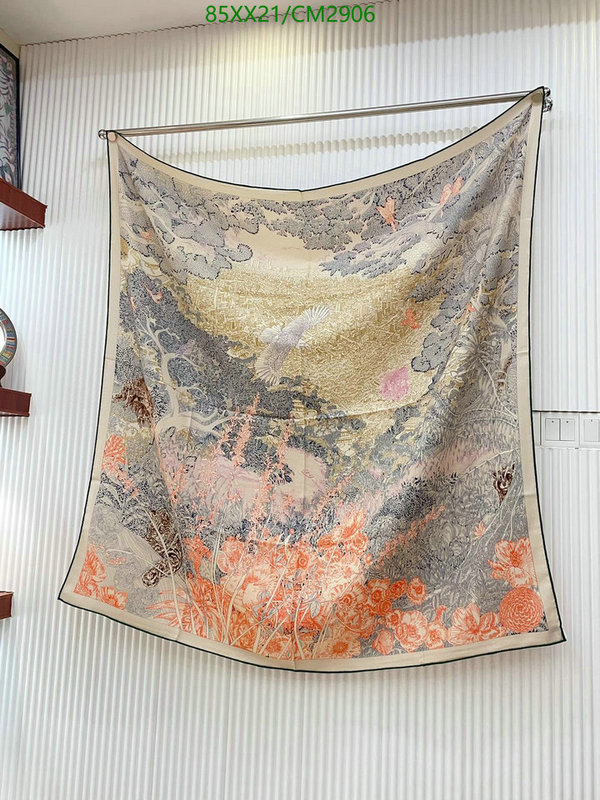 Hermes-Scarf Code: CM2906 $: 85USD