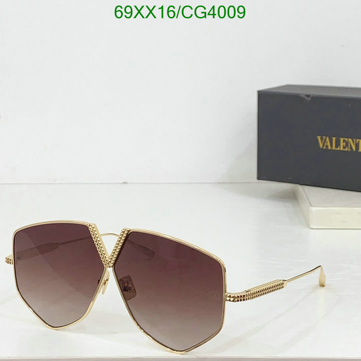 Valentino-Glasses Code: CG4009 $: 69USD