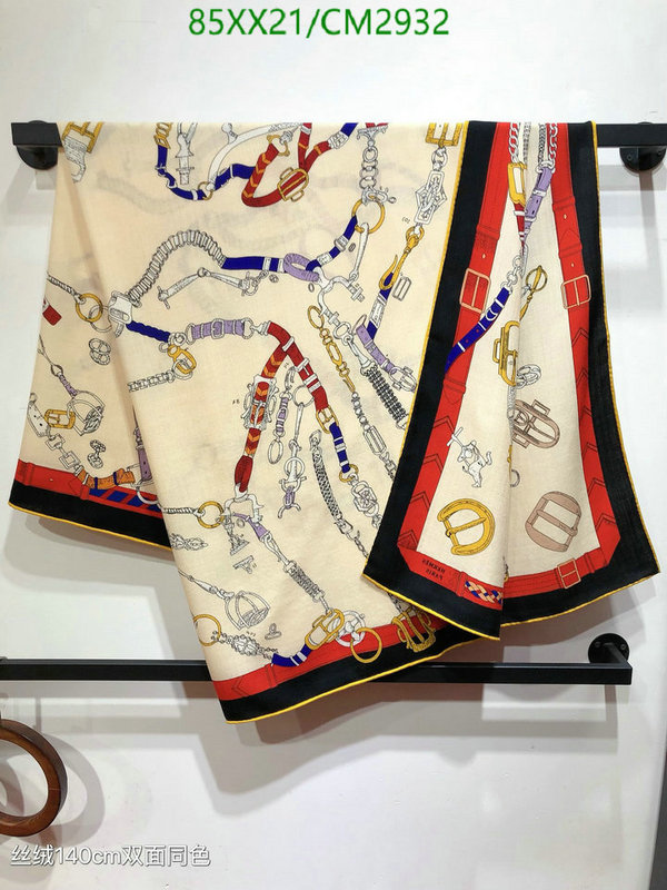 Hermes-Scarf Code: CM2932 $: 85USD