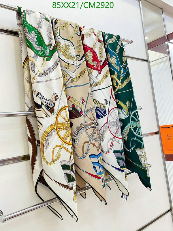 Hermes-Scarf Code: CM2920 $: 85USD