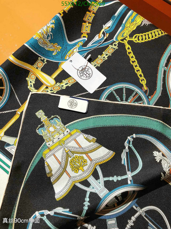 Hermes-Scarf Code: CM2929 $: 55USD