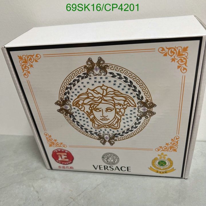 Versace-Belts Code: CP4201 $: 69USD