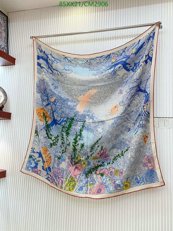 Hermes-Scarf Code: CM2906 $: 85USD